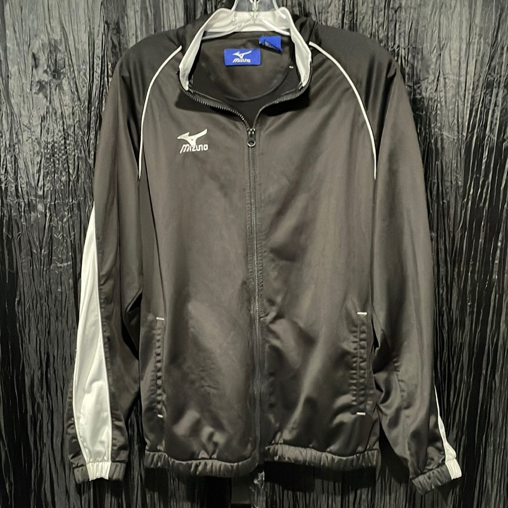 Mizuno warm up jacket, men’s size medium